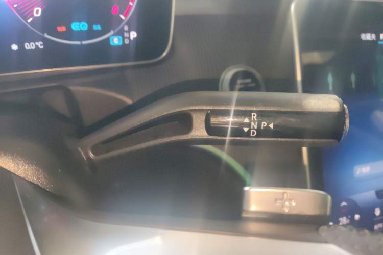 Used Mercedes-Benz C-Class 2022 C 200 L Sport Edition Gear Lever