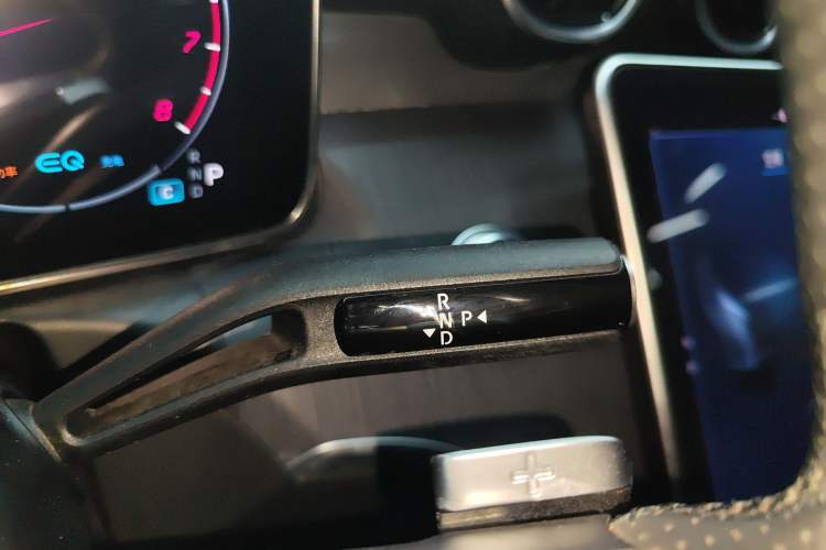 Used Mercedes-Benz C-Class 2022 C 200 L Sport Edition Gear Lever