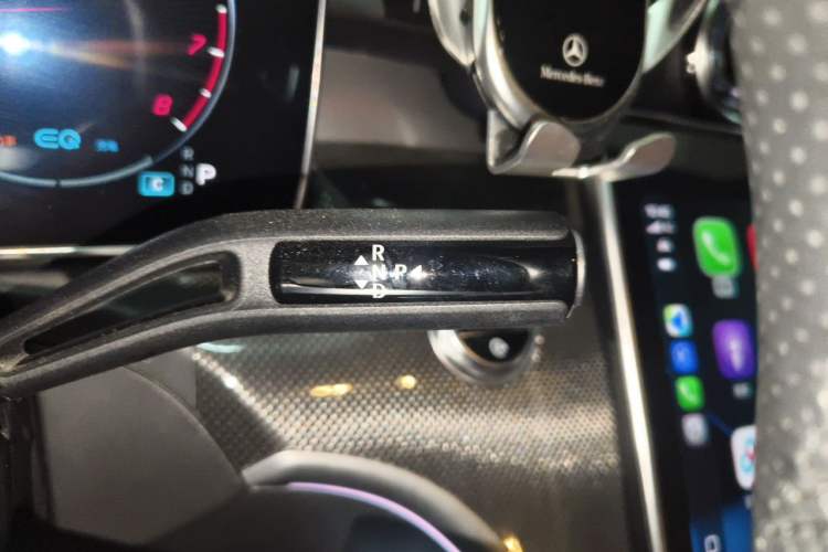 Used Mercedes-Benz C-Class 2022 C 260 L Sport Edition Gear Lever