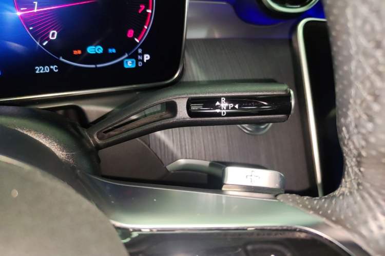 Used Mercedes-Benz C-Class 2022 C 200 L Sport Edition Gear Lever