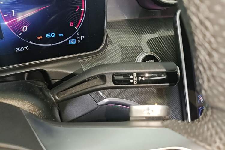 Used Mercedes-Benz C-Class 2022 Restyled C 260 L Sport Edition Gear Lever