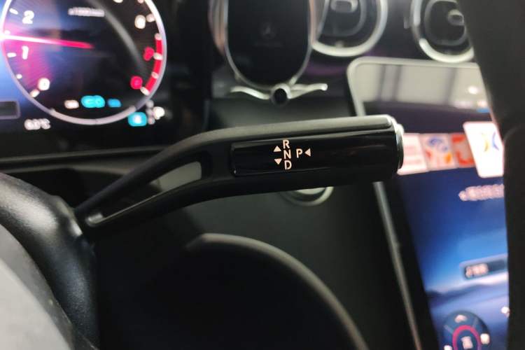 Used Mercedes-Benz C-Class 2022 Restyled C 200 L Sport Edition Gear Lever