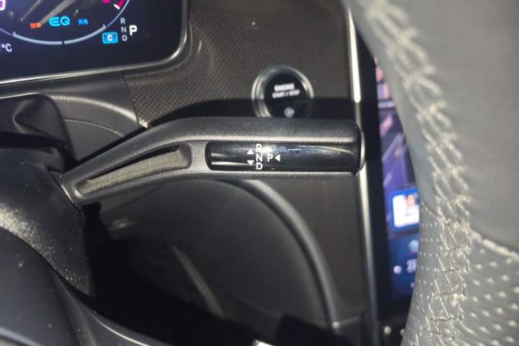 Used Mercedes-Benz C-Class 2022 Restyled C 260 L Sport Edition Gear Lever
