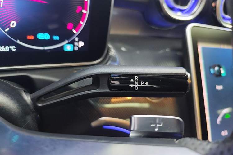 Used Mercedes-Benz C-Class 2022 C 260 L Sport Edition Gear Lever