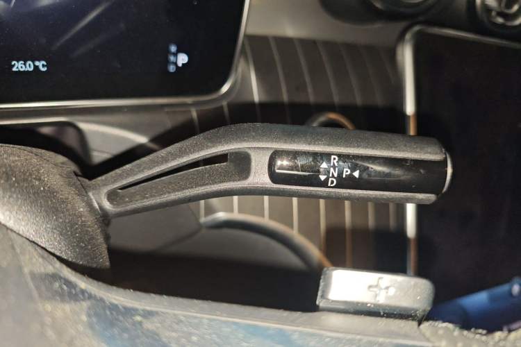 Used Mercedes-Benz C-Class 2022 Restyled C 260 L Sport Edition Gear Lever