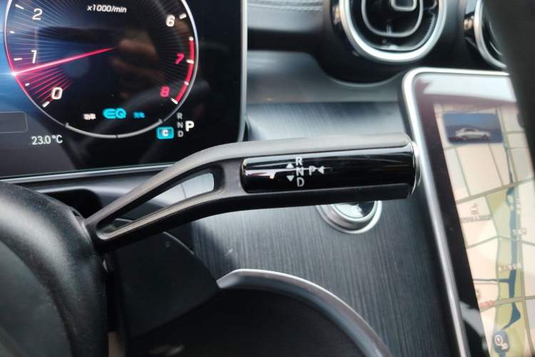 Used Mercedes-Benz C-Class 2022 Restyled C 200 L Sport Edition Gear Lever