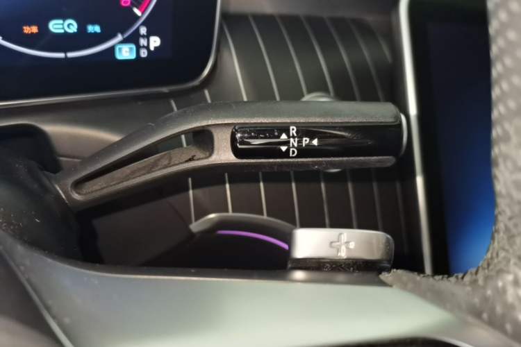 Used Mercedes-Benz C-Class 2022 C 260 L Sport Edition Gear Lever