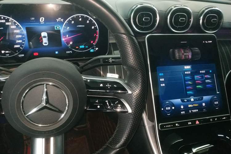 Used Mercedes-Benz C-Class 2022 Restyled C 200 L Sport Edition Gear Lever
