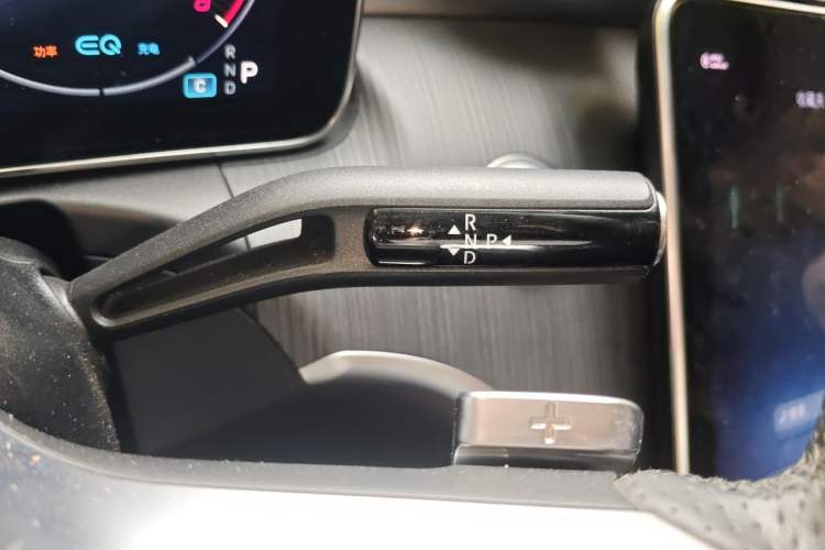 Used Mercedes-Benz C-Class 2022 C 200 L Sport Edition Gear Lever