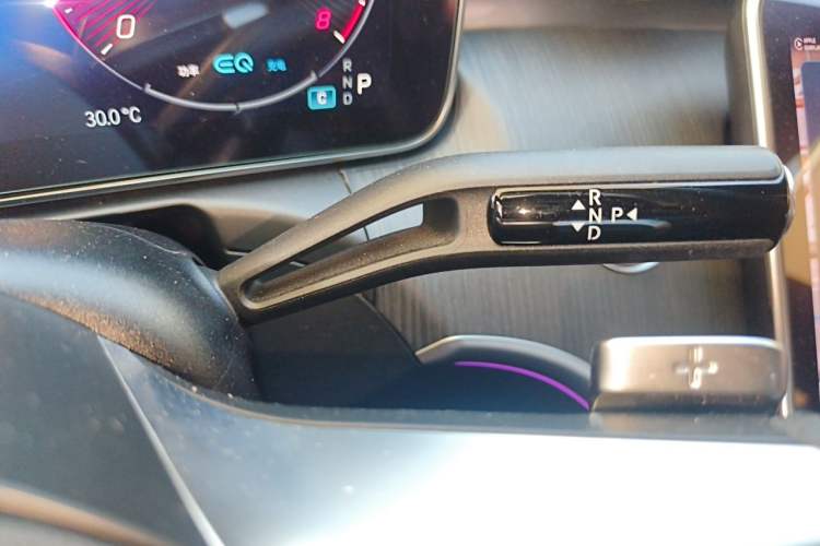 Used Mercedes-Benz C-Class 2022 C 260 L Sport Edition Gear Lever