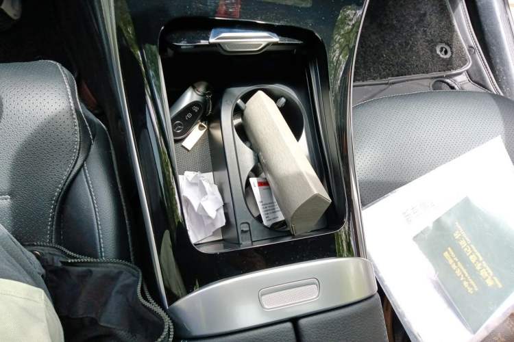 Used Mercedes-Benz C-Class 2022 Restyled C 260 L Sport Edition Gear Lever