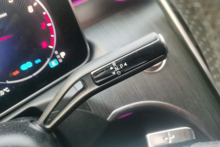Used Mercedes-Benz C-Class 2022 C 200 L Sport Edition Gear Lever