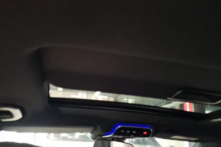 Used Mercedes-Benz C-Class 2022 Restyled C 200 L Sport Edition Headliner