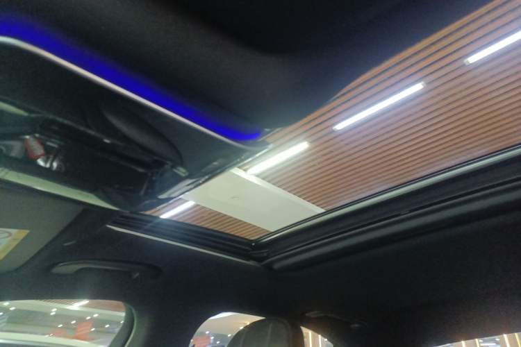 Used Mercedes-Benz C-Class 2022 Restyled C 200 L Sport Edition Headliner