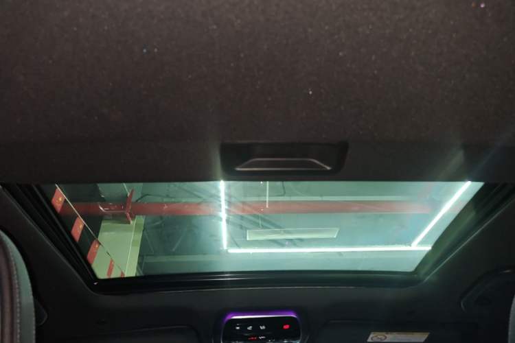 Used Mercedes-Benz C-Class 2022 C 200 L Sport Edition Headliner