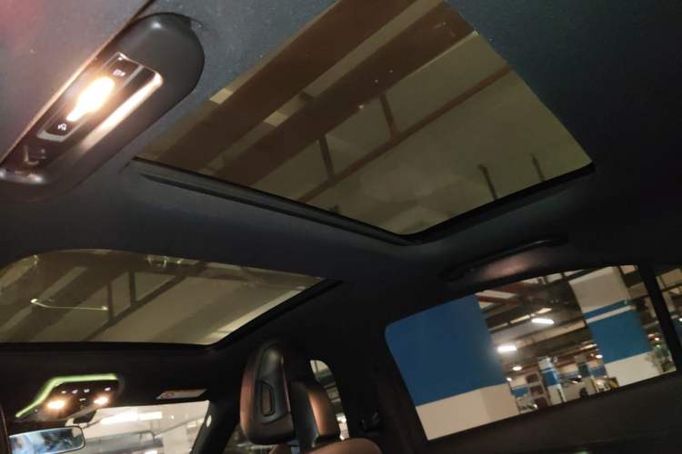 Used Mercedes-Benz C-Class 2022 C 260 L Sport Edition Headliner
