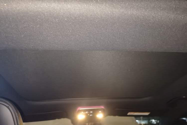 Used Mercedes-Benz C-Class 2022 Restyled C 260 L Sport Edition Headliner