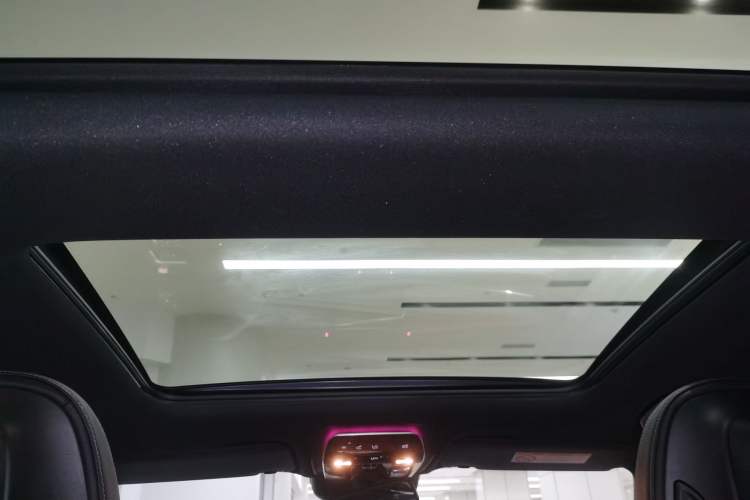 Used Mercedes-Benz C-Class 2022 Restyled C 260 L Sport Edition Headliner