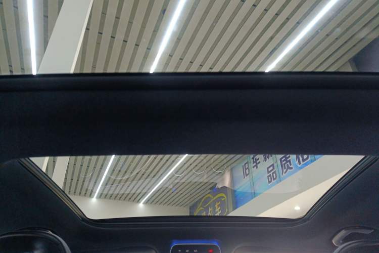 Used Mercedes-Benz C-Class 2022 C 260 L Sport Edition Headliner