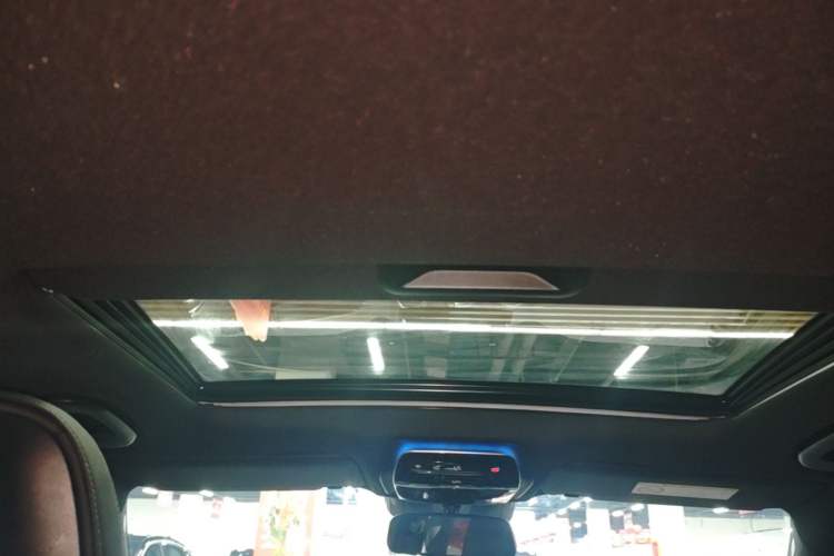 Used Mercedes-Benz C-Class 2022 C 200 L Sport Edition Headliner
