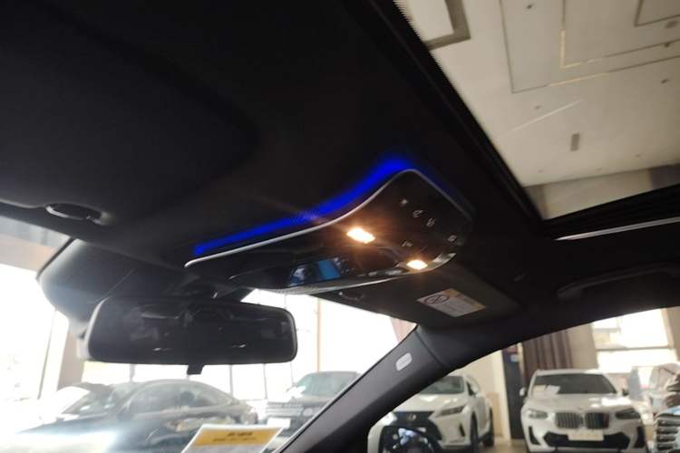 Used Mercedes-Benz C-Class 2022 C 200 L Sport Edition Headliner