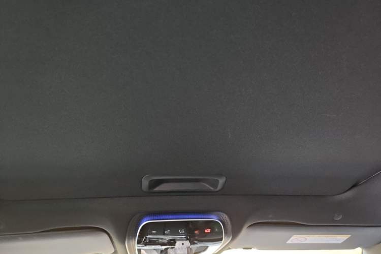 Used Mercedes-Benz C-Class 2022 C 200 L Sport Edition Headliner