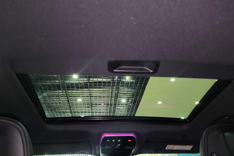 Used Mercedes-Benz C-Class 2022 Restyled C 200 L Sport Edition Headliner