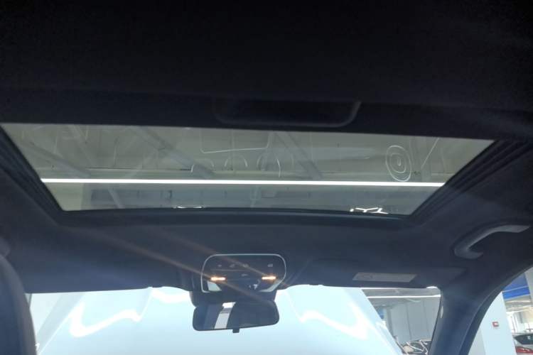 Used Mercedes-Benz C-Class 2022 Restyled C 200 L Sport Edition Headliner