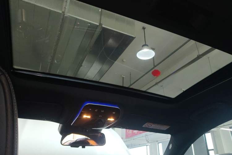 Used Mercedes-Benz C-Class 2022 C 200 L Sport Edition Headliner