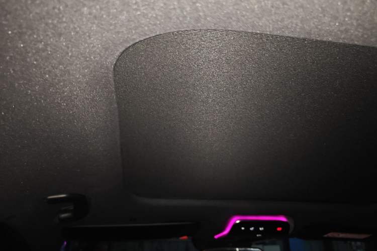 Used Mercedes-Benz C-Class 2022 Restyled C 260 L Sport Edition Headliner