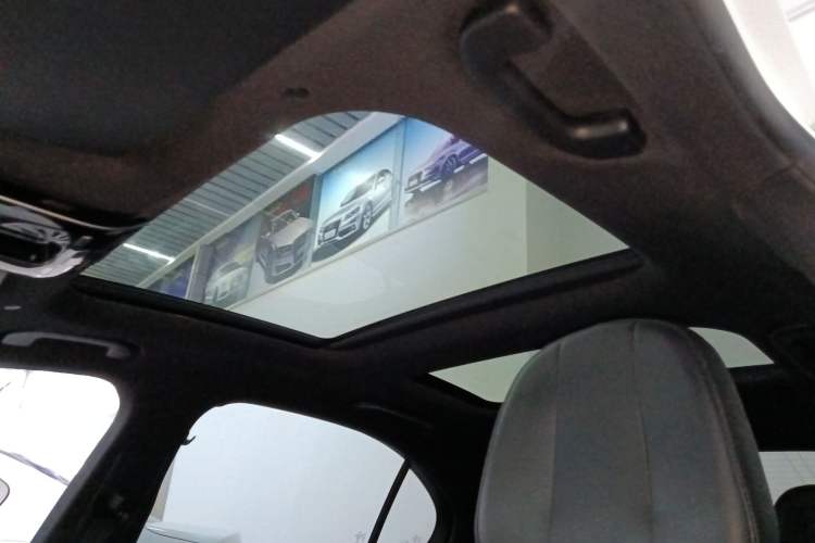 Used Mercedes-Benz C-Class 2022 C 260 L Sport Edition Headliner
