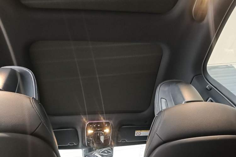 Used Mercedes-Benz C-Class 2022 Restyled C 260 L Sport Edition Headliner