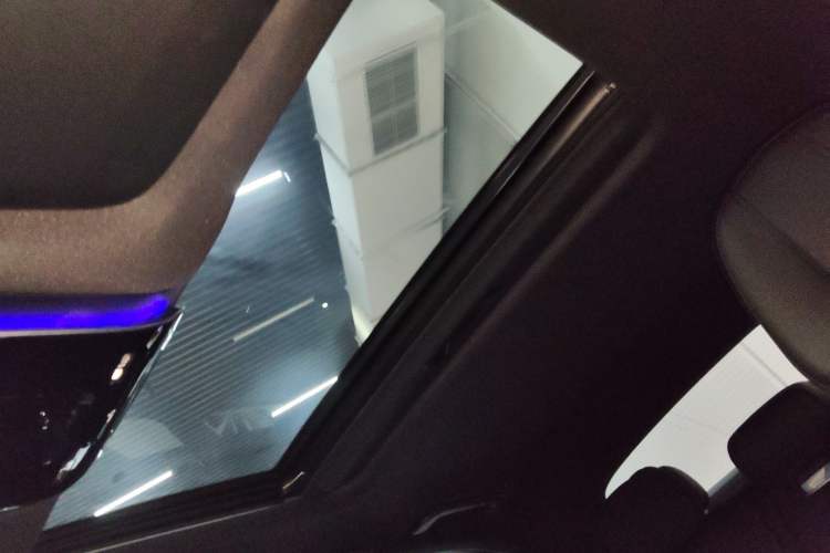 Used Mercedes-Benz C-Class 2022 C 200 L Sport Edition Headliner