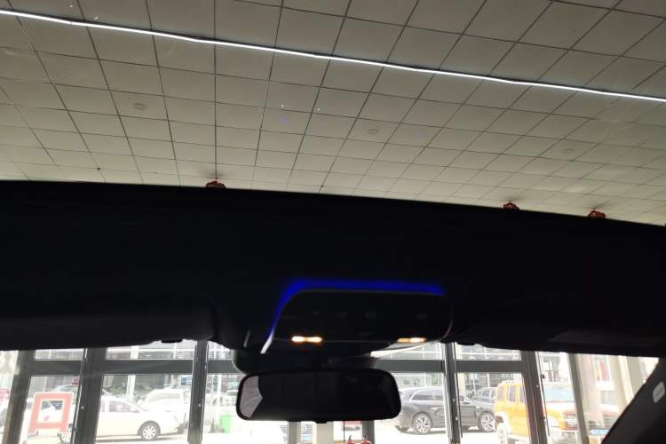 Used Mercedes-Benz C-Class 2022 Restyled C 260 L Sport Edition Headliner