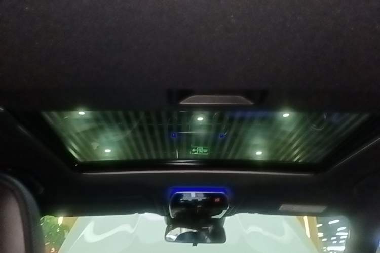 Used Mercedes-Benz C-Class 2022 C 200 L Sport Edition Headliner