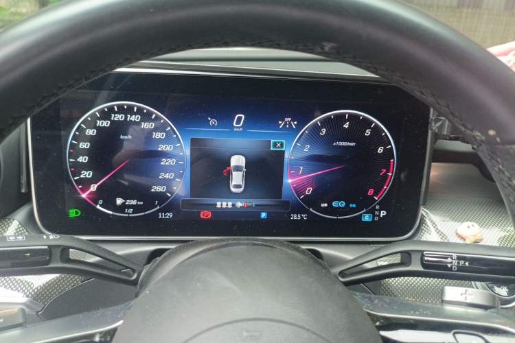 Used Mercedes-Benz C-Class 2022 Restyled C 260 L Sport Edition Instrument Cluster