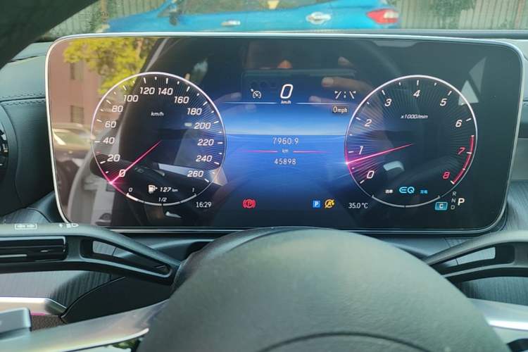 Used Mercedes-Benz C-Class 2022 Restyled C 260 L Sport Edition Instrument Cluster