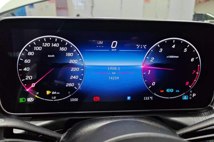 Used Mercedes-Benz C-Class 2022 C 200 L Sport Edition Instrument Cluster