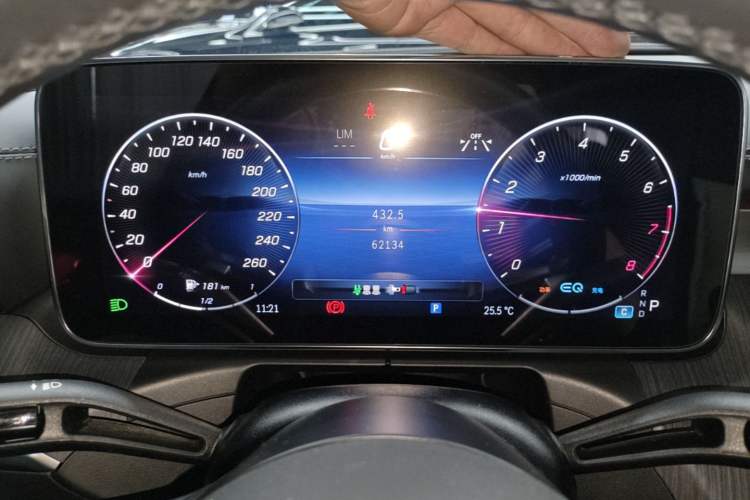 Used Mercedes-Benz C-Class 2022 C 200 L Sport Edition Instrument Cluster