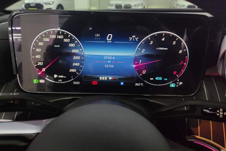 Used Mercedes-Benz C-Class 2022 Restyled C 260 L Sport Edition Instrument Cluster