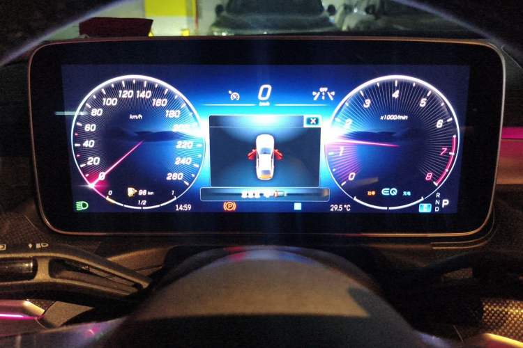 Used Mercedes-Benz C-Class 2022 Restyled C 260 L Sport Edition Instrument Cluster