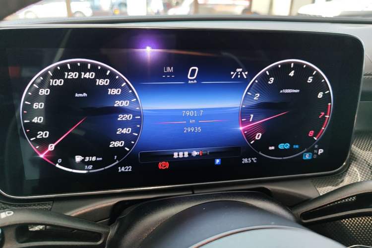 Used Mercedes-Benz C-Class 2022 Restyled C 260 L Sport Edition Instrument Cluster