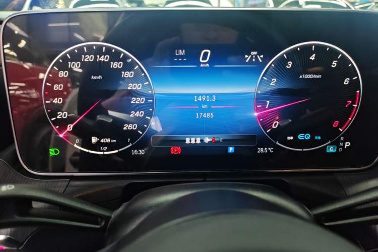 Used Mercedes-Benz C-Class 2022 Revised C 260 L Starry Night Sport Edition Instrument Cluster