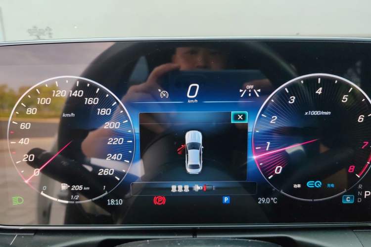 Used Mercedes-Benz C-Class 2022 C 200 L Sport Edition Instrument Cluster