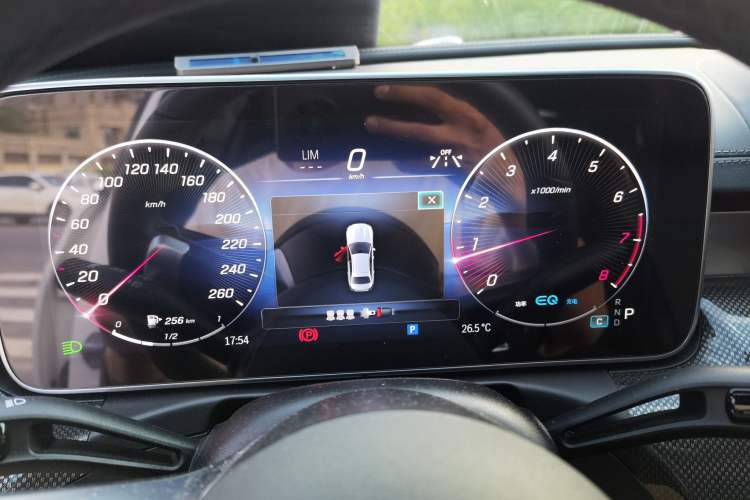 Used Mercedes-Benz C-Class 2022 Restyled C 260 L Sport Edition Instrument Cluster