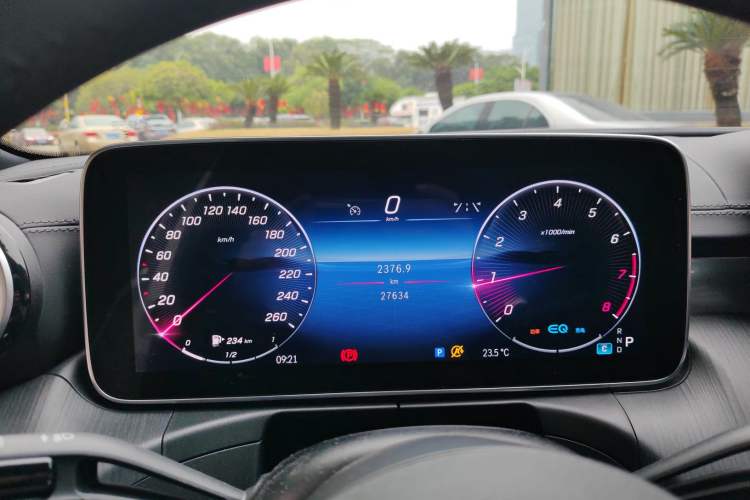Used Mercedes-Benz C-Class 2022 C 200 L Sport Edition Instrument Cluster
