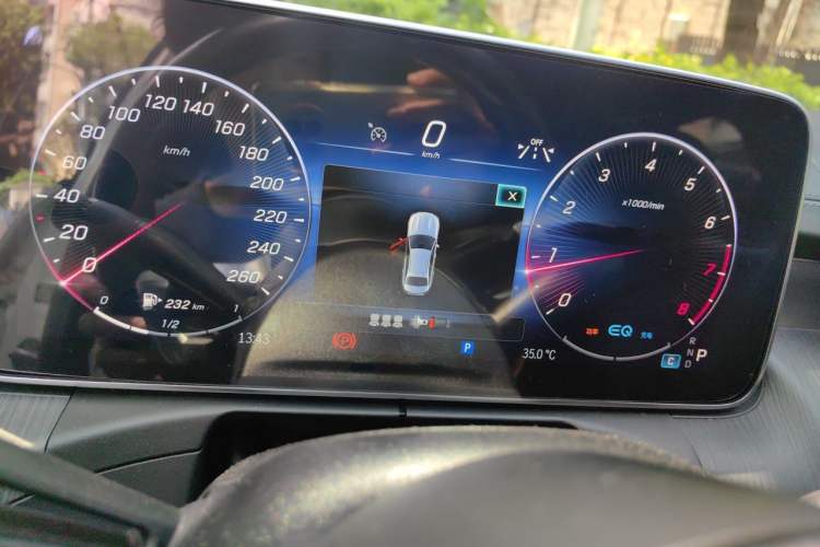 Used Mercedes-Benz C-Class 2022 Restyled C 200 L Sport Edition Instrument Cluster