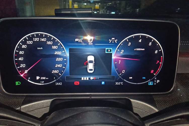 Used Mercedes-Benz C-Class 2022 Restyled C 260 L Sport Edition Instrument Cluster