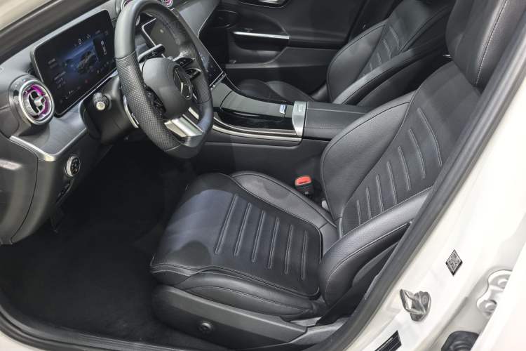 Used Mercedes-Benz C-Class 2022 Restyled C 200 L Sport Edition Interior 1