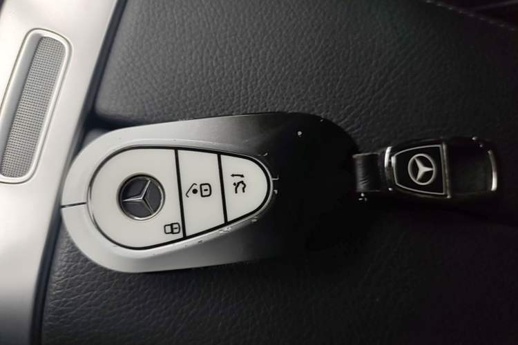 Used Mercedes-Benz C-Class 2022 C 260 L Sport Edition Interior 1